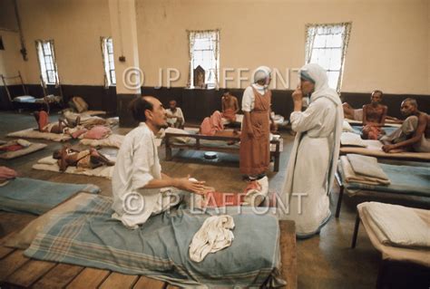 mother teresa calcutta hospital|mother teresa hospice.
